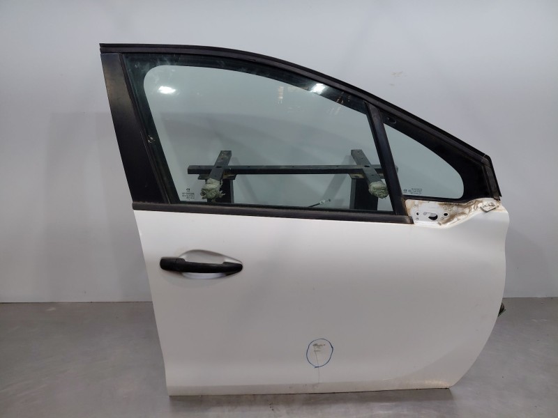 Recambio de puerta delantera derecha para peugeot 208 acces referencia OEM IAM 9671889680  