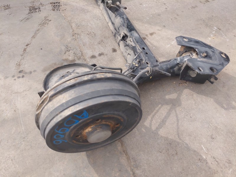 Recambio de puente trasero para dacia lodgy laureate referencia OEM IAM 555117070R  