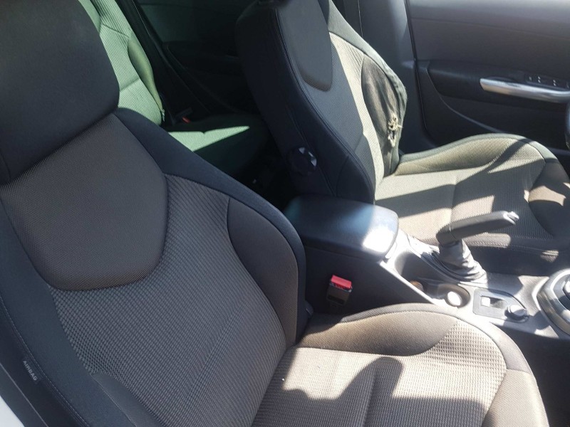 peugeot 308 sw del año 2008