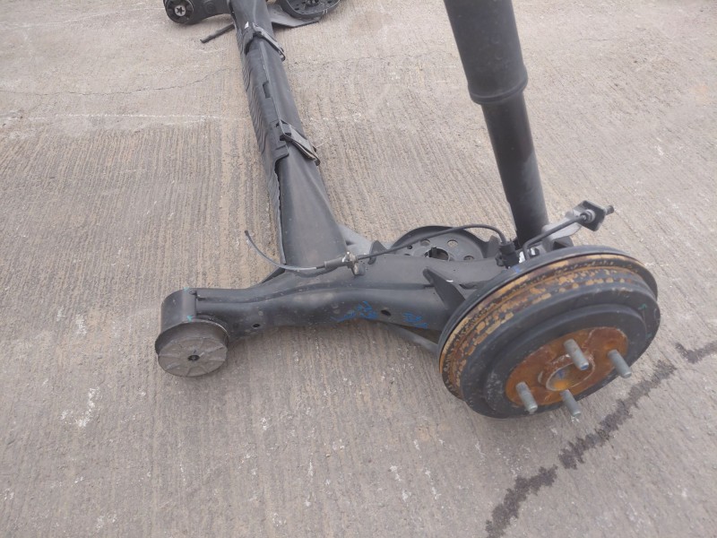 Recambio de puente trasero para hyundai i20 iii active referencia OEM IAM 55100Q0000  