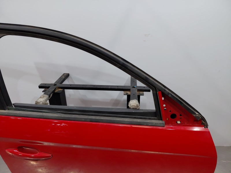 Recambio de puerta delantera derecha para opel corsa f elegance referencia OEM IAM 9837705880  