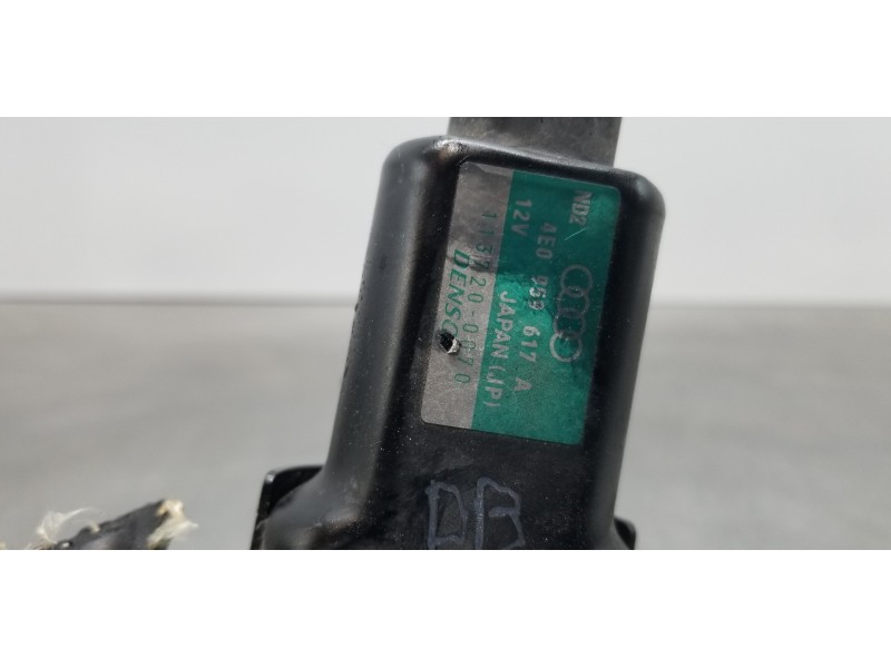 Recambio de valvula intercambio de calefaccion para audi a8 (4e2) 4.2 quattro referencia OEM IAM 4E0959617A  