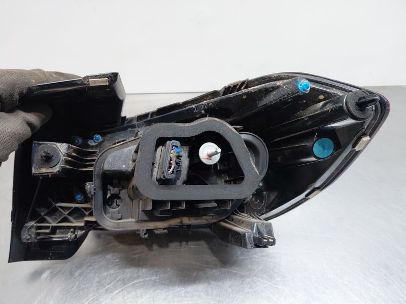 Recambio de piloto trasero izquierdo para opel corsa f elegance referencia OEM IAM 9829317380  