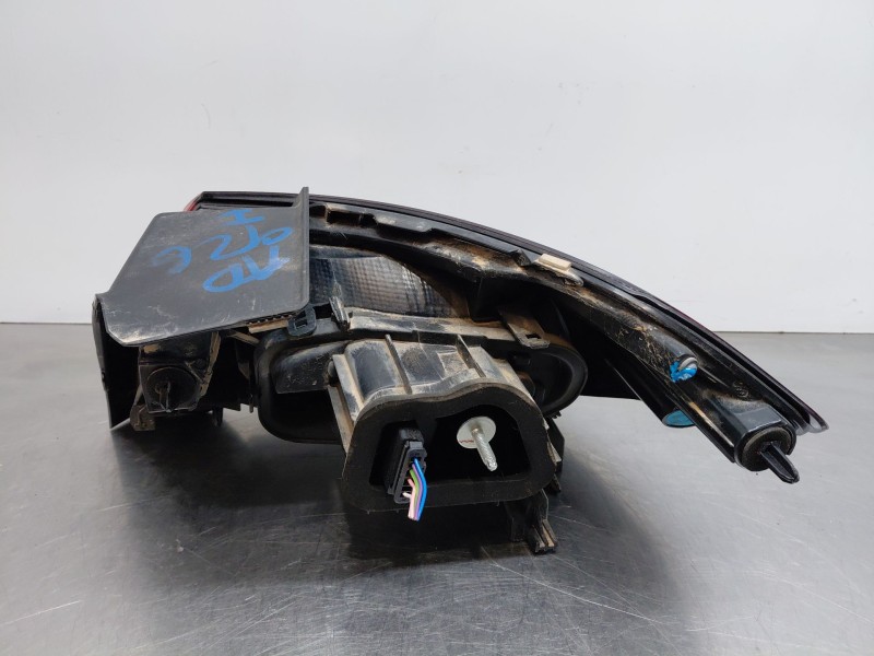 Recambio de piloto trasero izquierdo para opel corsa f elegance referencia OEM IAM 9829317380  