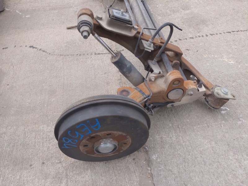 Recambio de puente trasero para citroën xsara picasso (n68) 2.0 hdi referencia OEM IAM 9830149780  