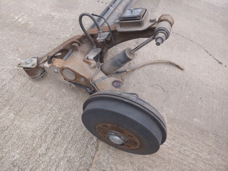 Recambio de puente trasero para citroën xsara picasso (n68) 2.0 hdi referencia OEM IAM 9830149780  