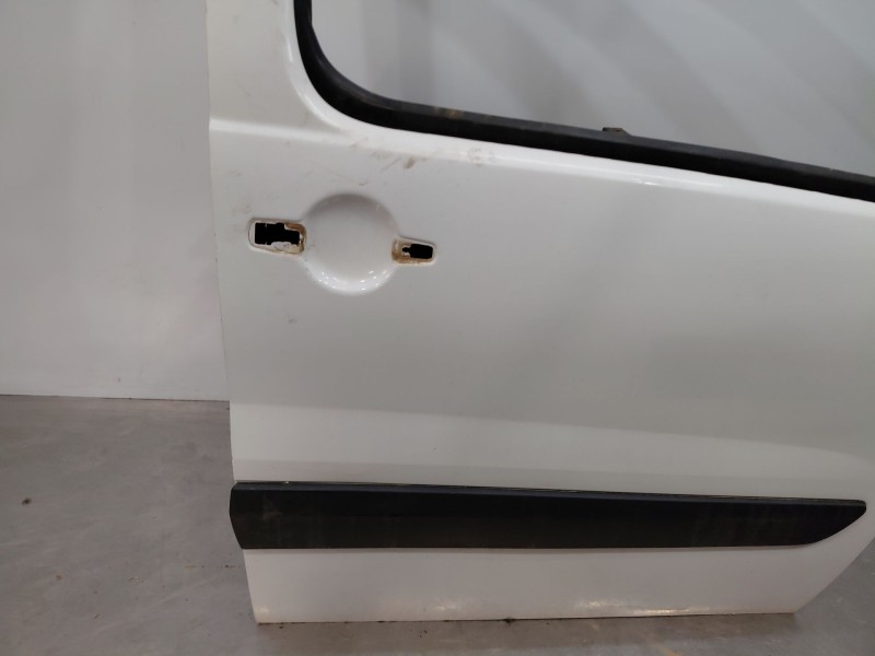 Recambio de puerta delantera derecha para peugeot expert kasten active referencia OEM IAM   
