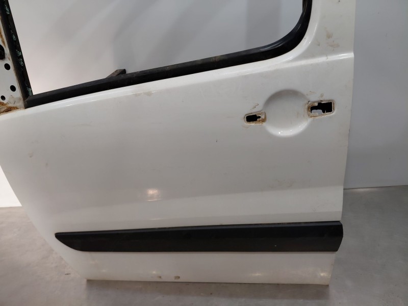 Recambio de puerta delantera izquierda para peugeot expert kasten active referencia OEM IAM   