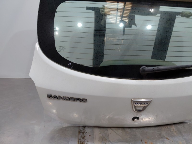 Recambio de porton trasero para dacia sandero essence referencia OEM IAM   