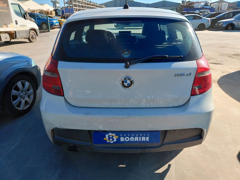 bmw 1 (e81) del año 2009