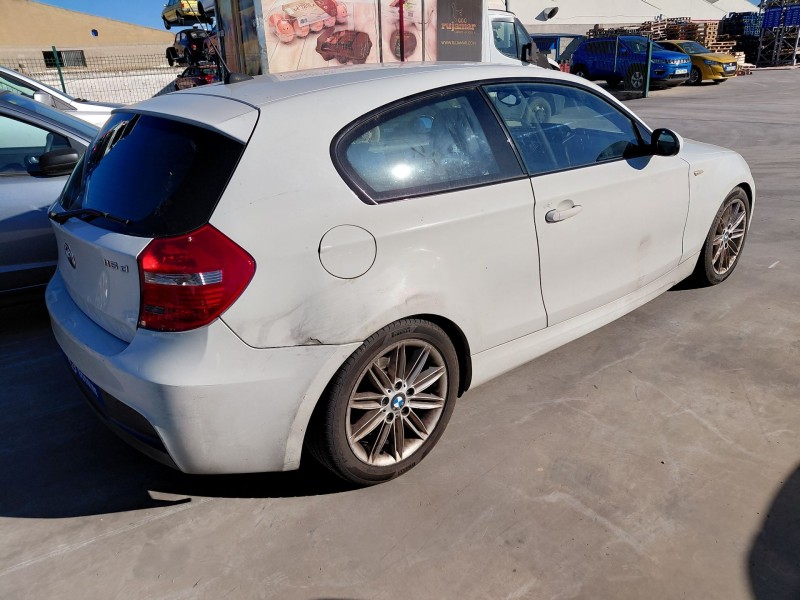 bmw 1 (e81) del año 2009