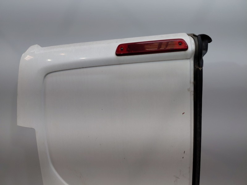 Recambio de puerta trasera izquierda para peugeot expert kasten active referencia OEM IAM   