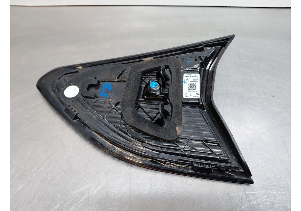 Recambio de piloto trasero izquierdo interior para opel corsa f elegance referencia OEM IAM 9830097780  