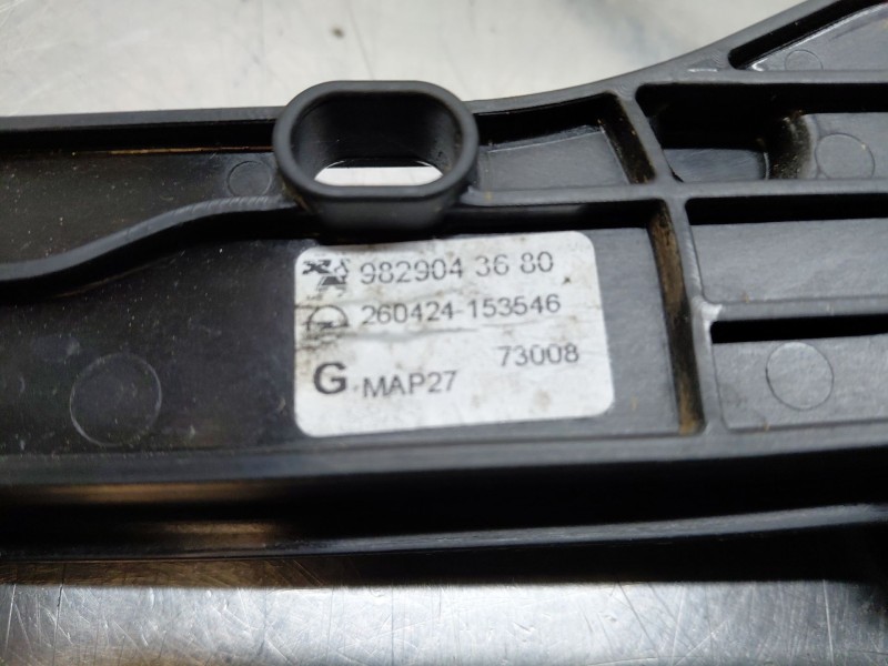 Recambio de elevalunas delantero izquierdo para opel corsa f elegance referencia OEM IAM 9829043680  