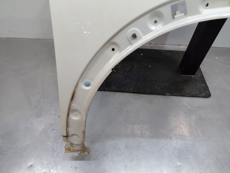 Recambio de aleta delantera derecha para peugeot 3008 gt line referencia OEM IAM 9812305680  