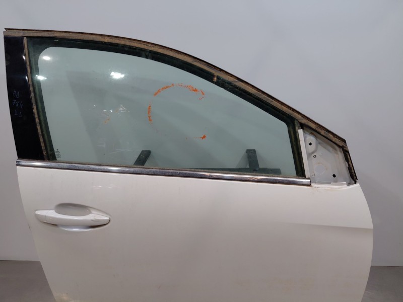 Recambio de puerta delantera derecha para peugeot 3008 gt line referencia OEM IAM 9812306280  