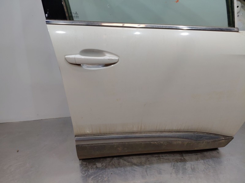 Recambio de puerta delantera derecha para peugeot 3008 gt line referencia OEM IAM 9812306280  