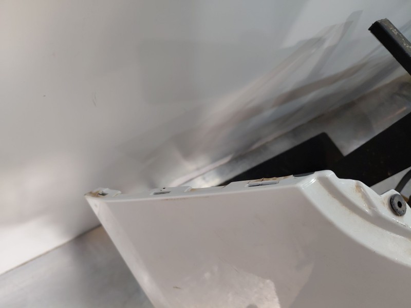 Recambio de paragolpes trasero para dacia sandero essence referencia OEM IAM 850103233S 850106057R 