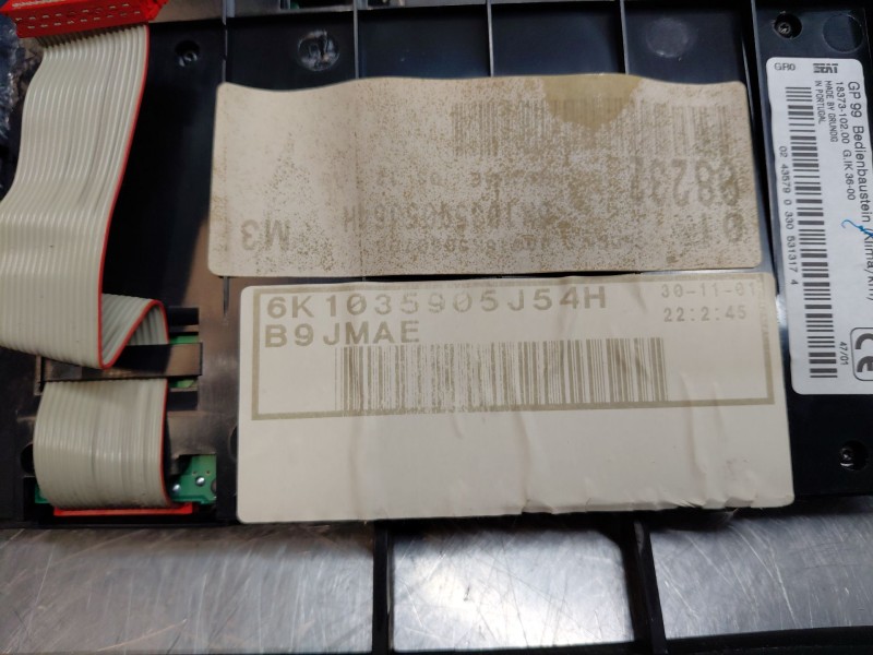 Recambio de pantalla multifuncion para seat ibiza ii (6k1) 1.4 i referencia OEM IAM 6K1035905F54H  