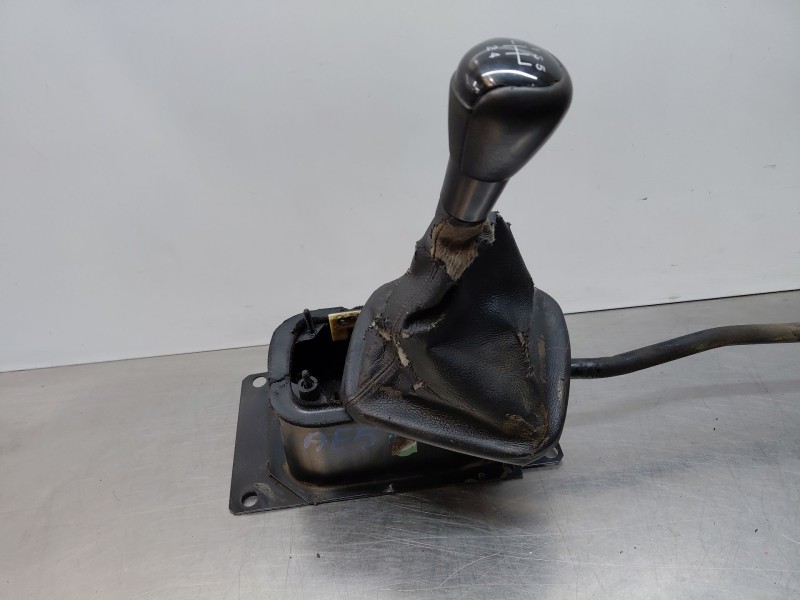 Recambio de palanca cambio para seat ibiza ii (6k1) 1.4 i referencia OEM IAM 6K0711061  