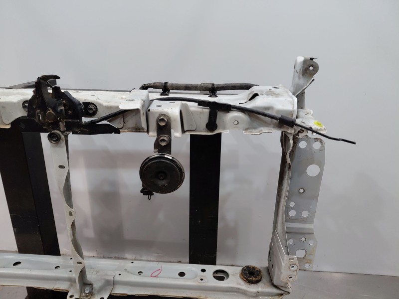 Recambio de panel frontal para toyota prius (zvw50) hybrid referencia OEM IAM 5320547900 5320247901 5320347901