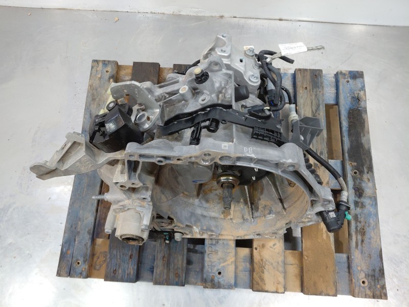 Recambio de caja cambios para opel corsa f elegance referencia OEM IAM 20V256  