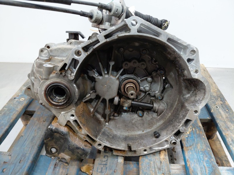 Recambio de caja cambios para kia rio (yb) concept referencia OEM IAM 4300002CH0  