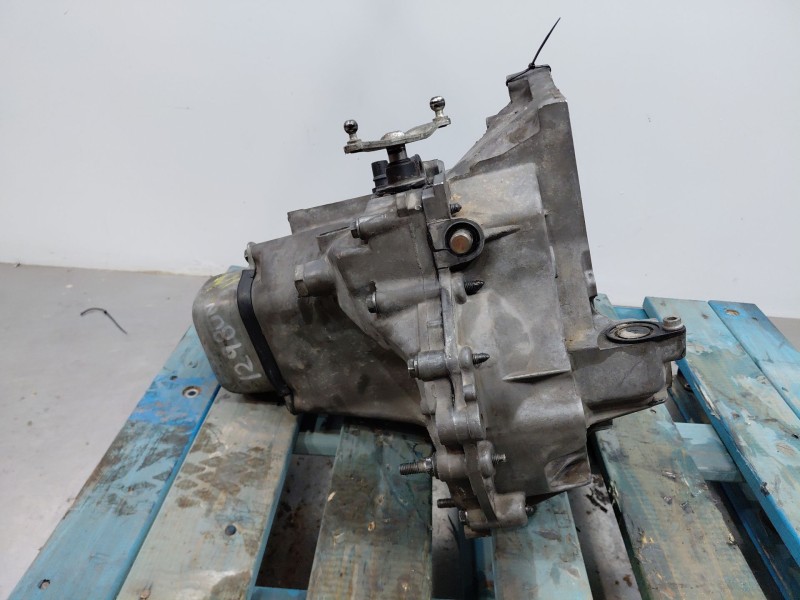 Recambio de caja cambios para peugeot bipper básico referencia OEM IAM 20cq70  