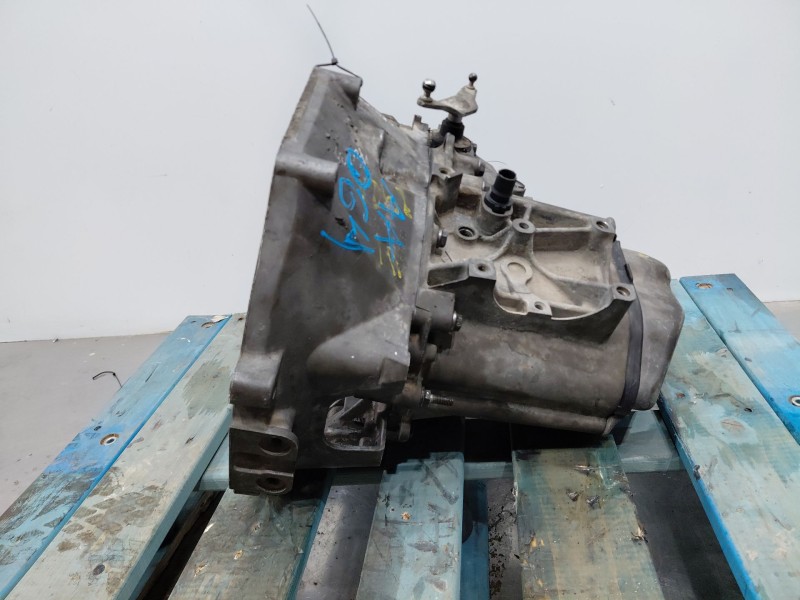 Recambio de caja cambios para peugeot bipper básico referencia OEM IAM 20cq70  