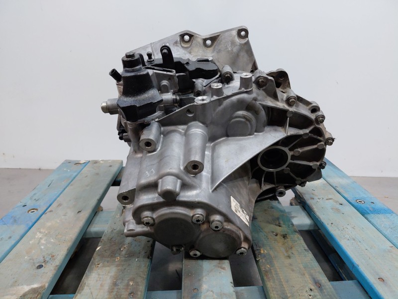 Recambio de caja cambios para ford c-max titanium referencia OEM IAM AV6R7002KF  