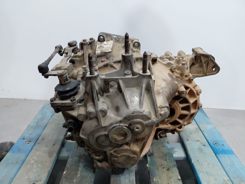 Recambio de caja cambios para mitsubishi outlander (cw0) 2.0 di-d invite referencia OEM IAM 2500A092  