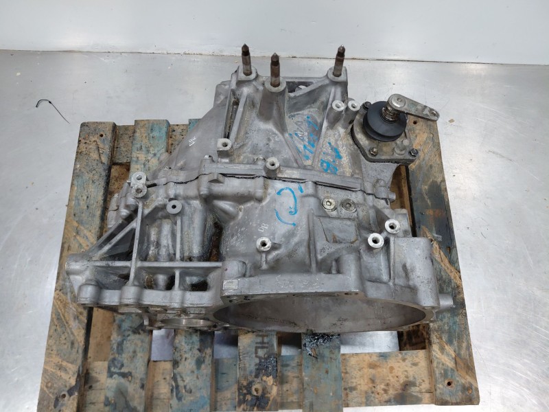 Recambio de caja cambios para mitsubishi outlander (cw0) intense referencia OEM IAM 2500A092  