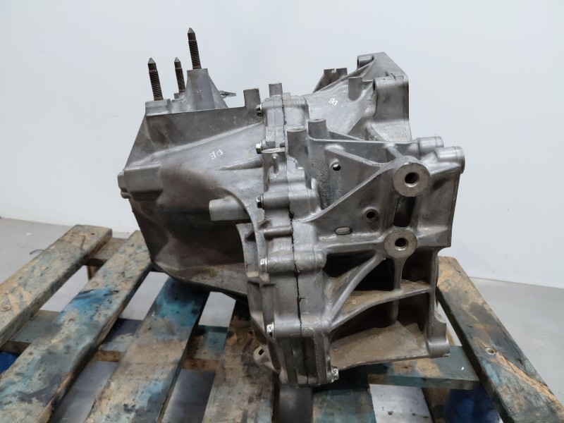 Recambio de caja cambios para mitsubishi outlander (cw0) intense referencia OEM IAM 2500A092  