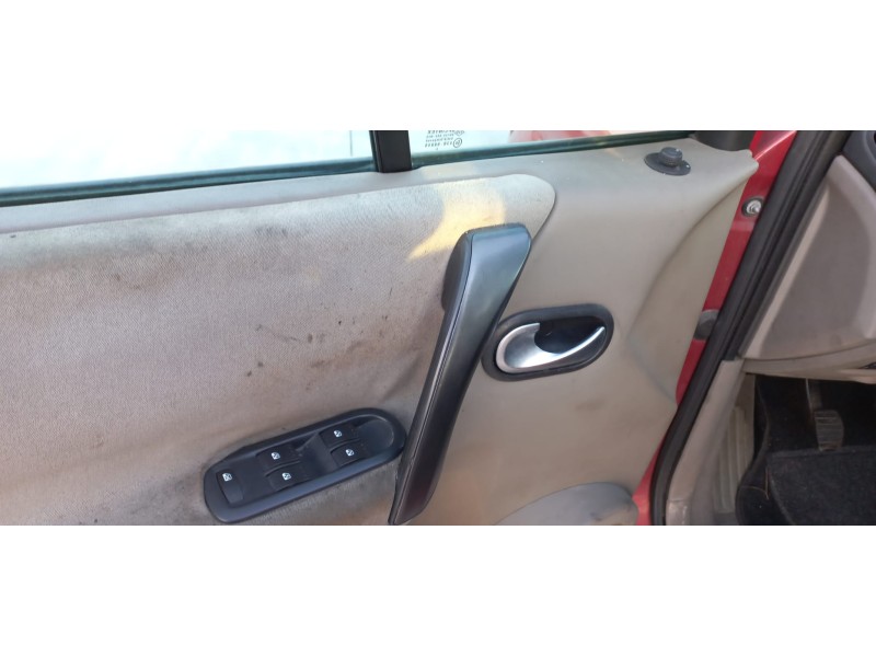 renault scenic ii del año 2004