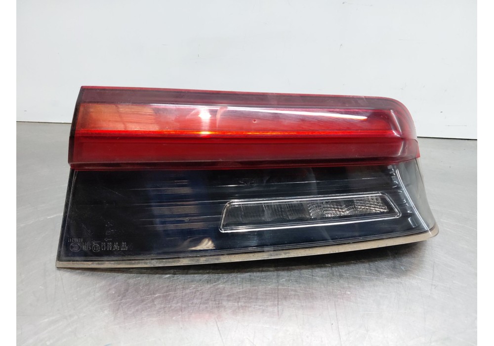 Recambio de piloto trasero derecho interior para bmw serie 3 berlina (g20) sport referencia OEM IAM   