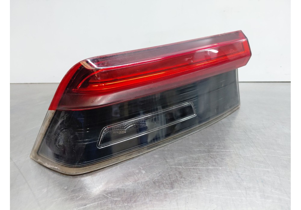 Recambio de piloto trasero izquierdo interior para bmw serie 3 berlina (g20) sport referencia OEM IAM   