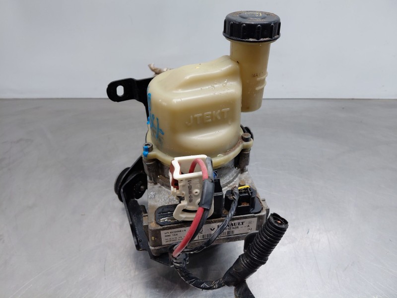 Recambio de bomba direccion para dacia sandero essence referencia OEM IAM   