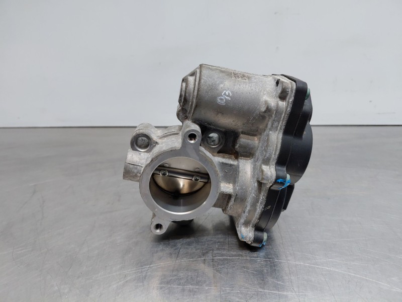 Recambio de caja mariposa para dacia sandero essence referencia OEM IAM 161204132R  