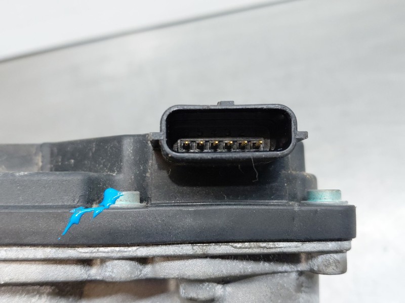 Recambio de caja mariposa para dacia sandero essence referencia OEM IAM 161204132R  