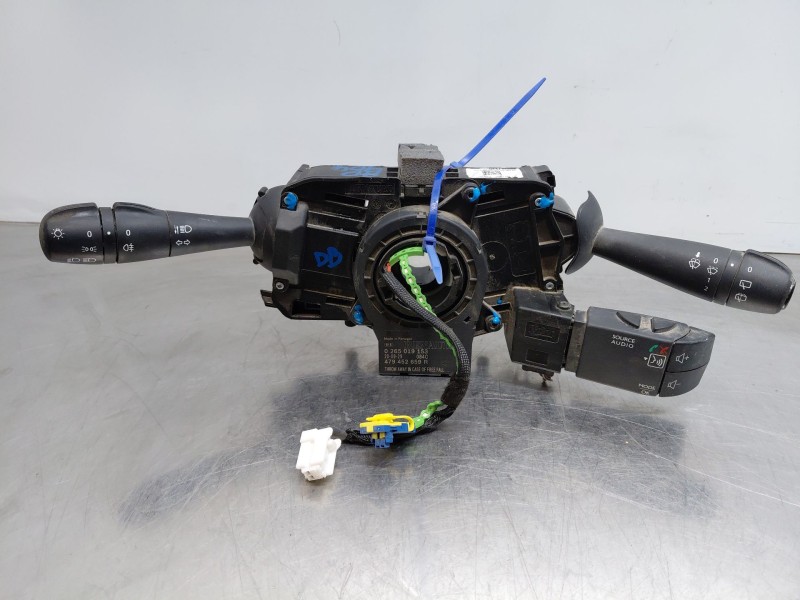 Recambio de mando multifuncion para dacia sandero essence referencia OEM IAM   