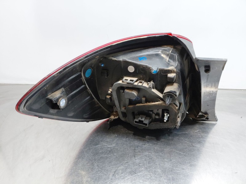 Recambio de piloto trasero derecho para dacia sandero essence referencia OEM IAM   