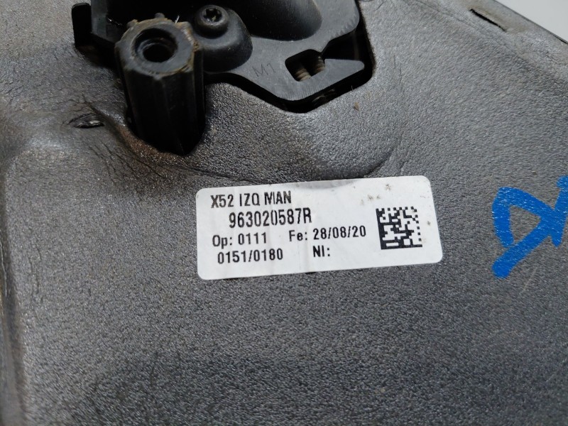 Recambio de retrovisor izquierdo para dacia sandero essence referencia OEM IAM   