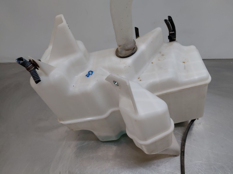 Recambio de deposito limpia para toyota prius (zvw50) hybrid referencia OEM IAM   