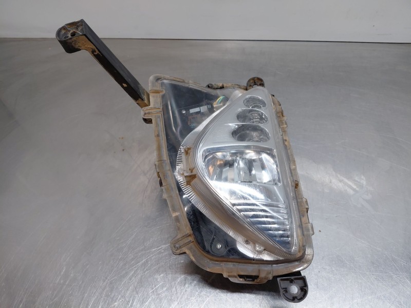 Recambio de faro antiniebla derecho para toyota prius (zvw50) hybrid referencia OEM IAM   