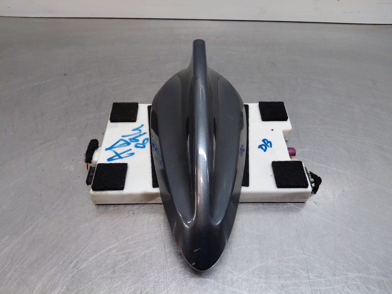 Recambio de antena para bmw serie 3 berlina (g20) sport referencia OEM IAM 65206826326  