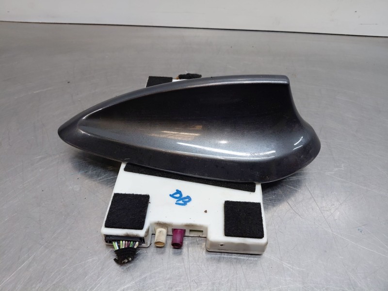 Recambio de antena para bmw serie 3 berlina (g20) sport referencia OEM IAM 65206826326  