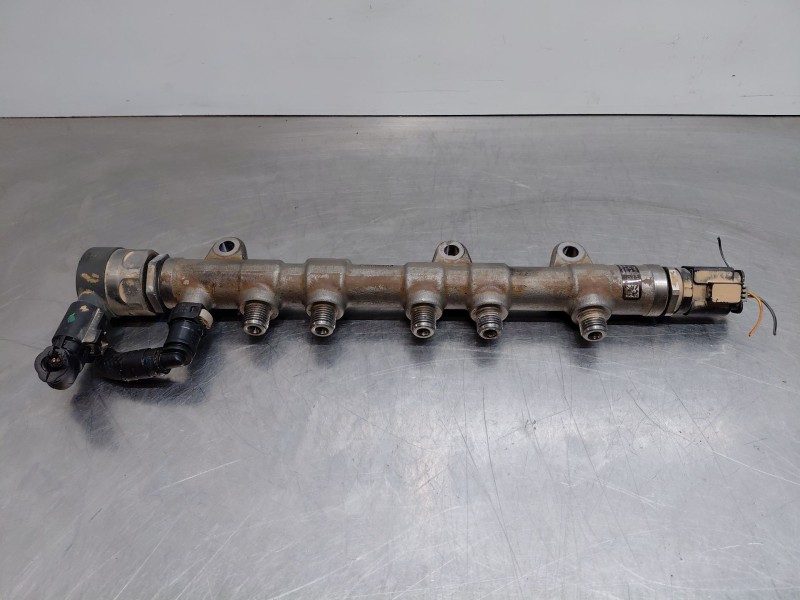 Recambio de rampa inyectora para bmw serie 3 berlina (g20) sport referencia OEM IAM   