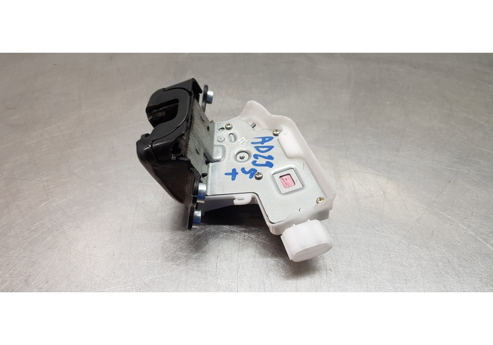 Recambio de cerradura maletero / porton para toyota corolla touring sports (e21) hybrid advance referencia OEM IAM 6935012250  