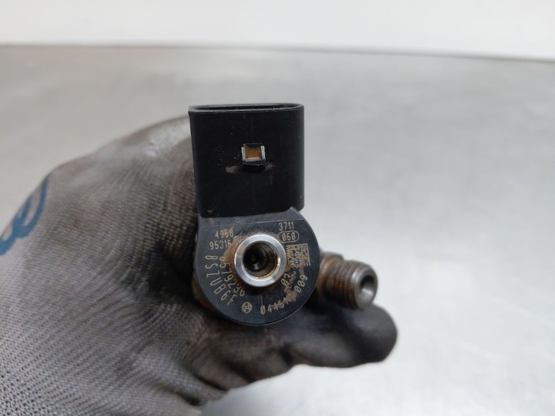 Recambio de inyector para bmw serie 3 berlina (g20) sport referencia OEM IAM   