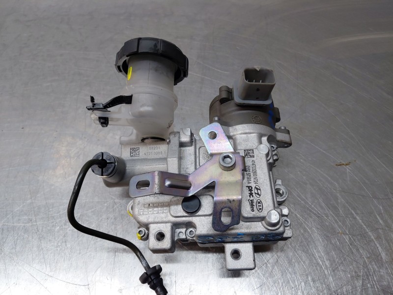 Recambio de bomba embrague para hyundai bayon hybrid referencia OEM IAM 4147032800  